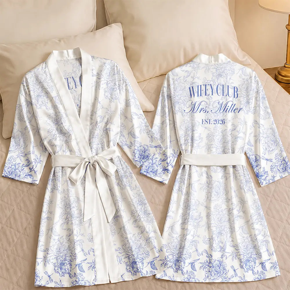 Chinoiserie Toile Wifey - Personalized Satin Robe