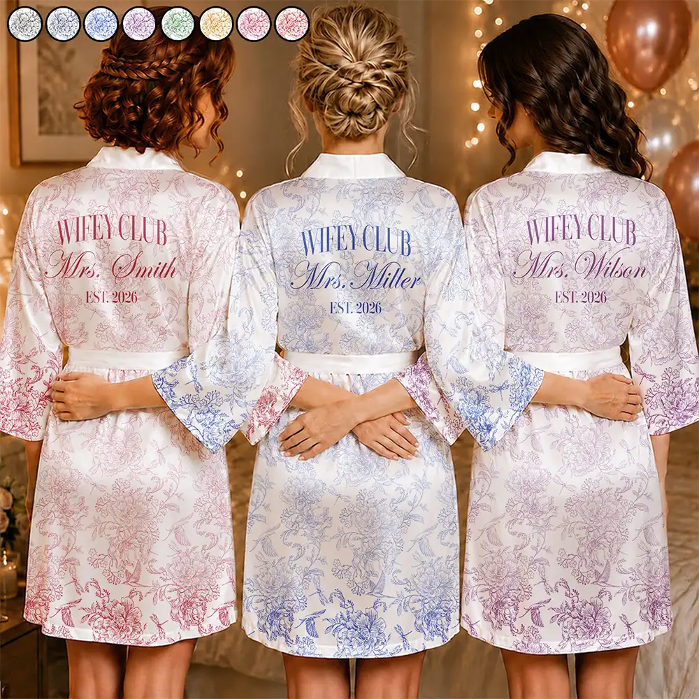 Chinoiserie Toile Wifey - Personalized Satin Robe