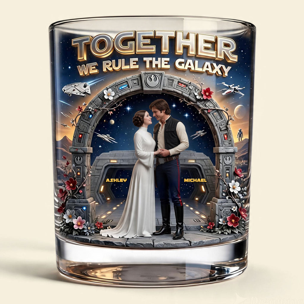 Romantic Couple Round Glass - Personalized Gifts For Couple 03tyti150626